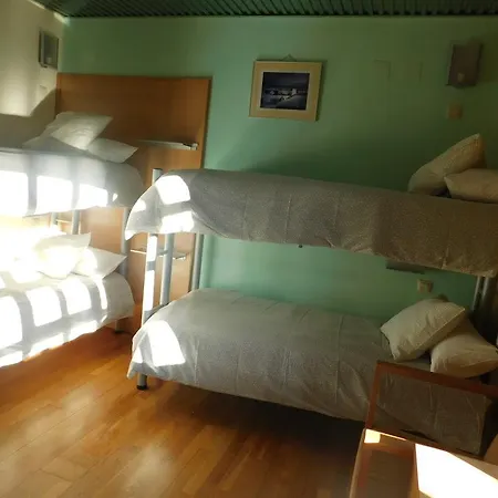 Via De La Plata Hostel *